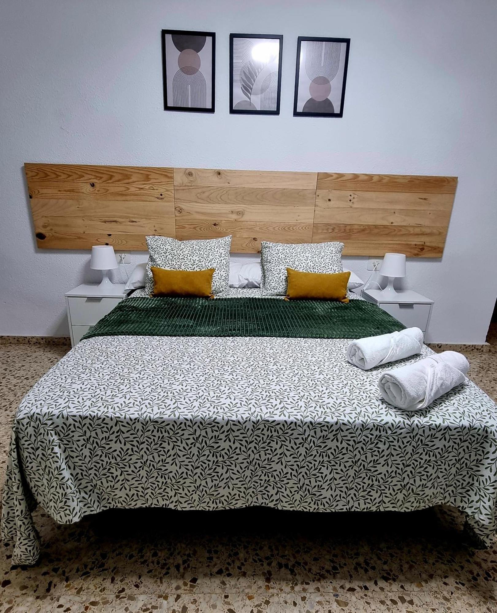 Zabas Rooms Алборая Екстериор снимка