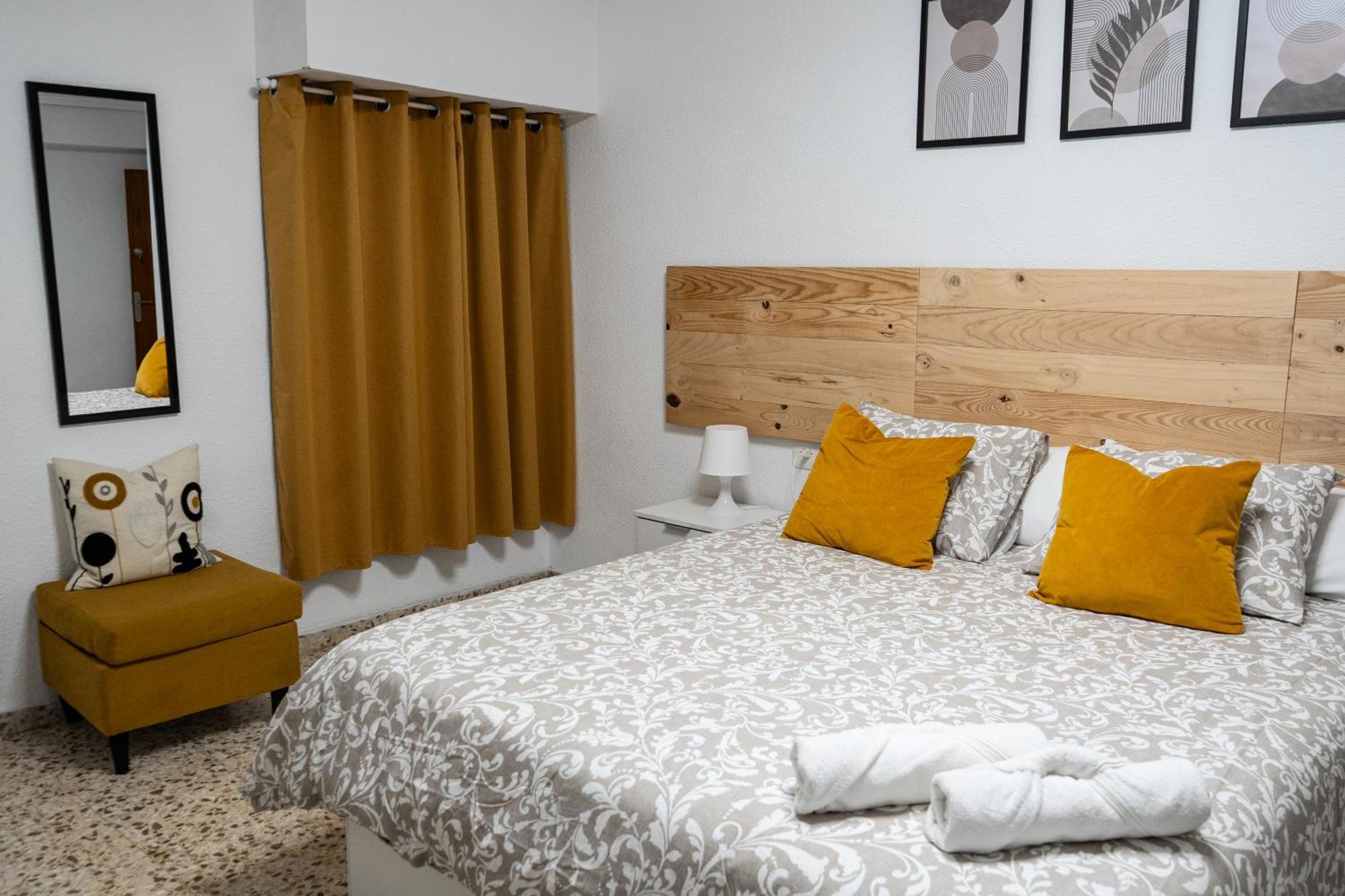 Zabas Rooms Алборая Екстериор снимка