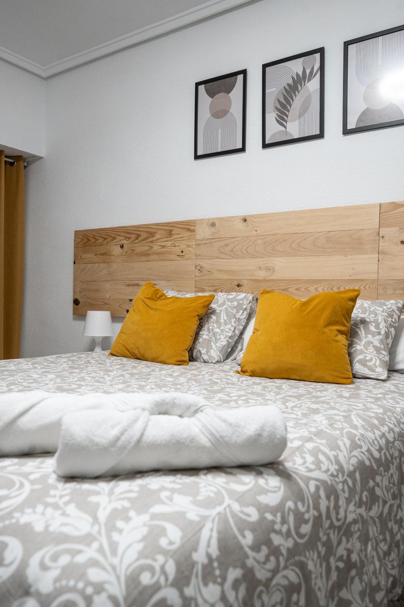 Zabas Rooms Алборая Екстериор снимка
